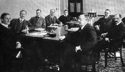 5 عائلات ثرية تحكم العالم فى الخفاء